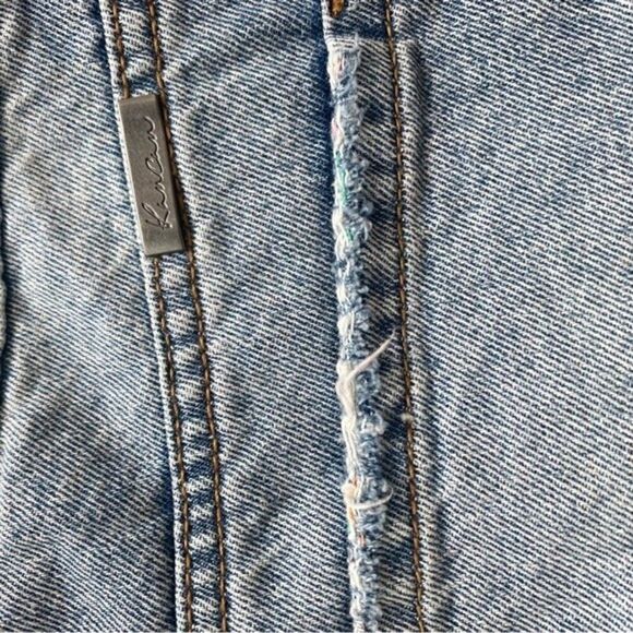 ⭐️KanCan High rise Distressed Shorts - Picture 6 of 6